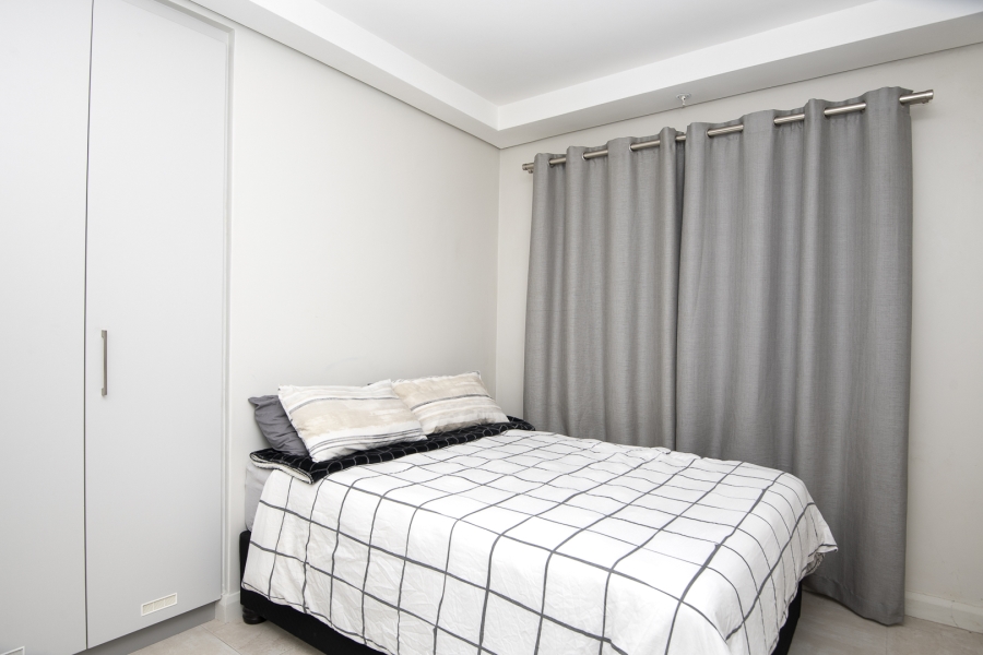 2 Bedroom Property for Sale in Summerstrand Eastern Cape